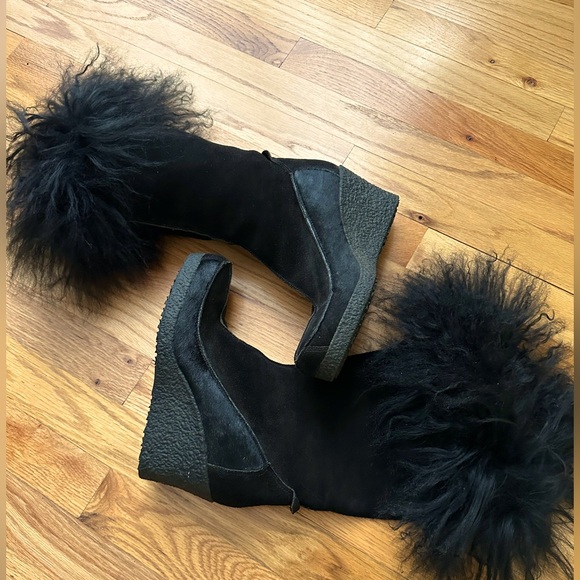 Women’s boots,worn once,like new.Size 7 - Picture 1 of 2